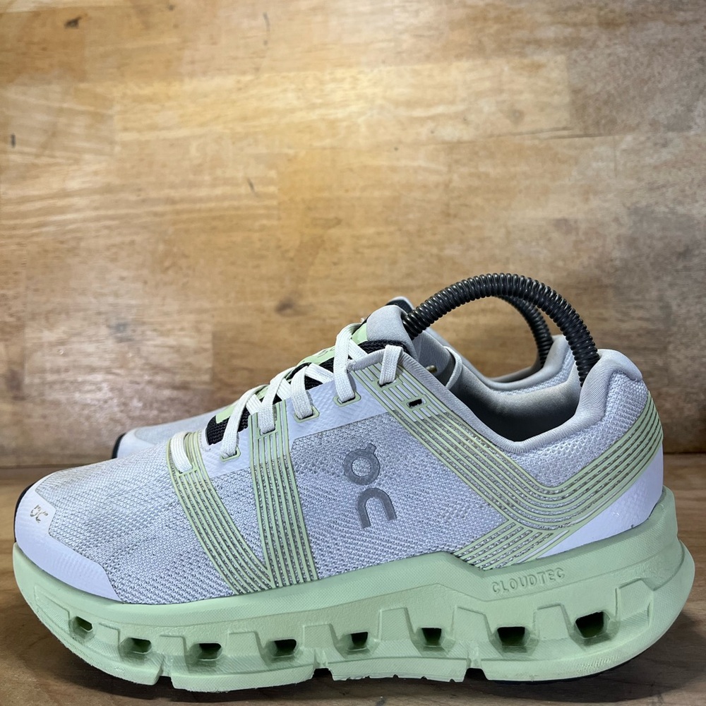 On CloudGo LIGHTWEIGHT Womens Size 7.5 Running Shoes Sneakers Gray Meadow Green - Picture 4 of 12